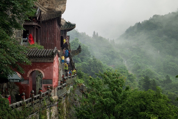 湖北省十大名山排行榜，湖北省十大名山有哪些